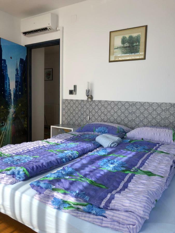 Hostel Ceska Beseda Rijeka Exterior photo